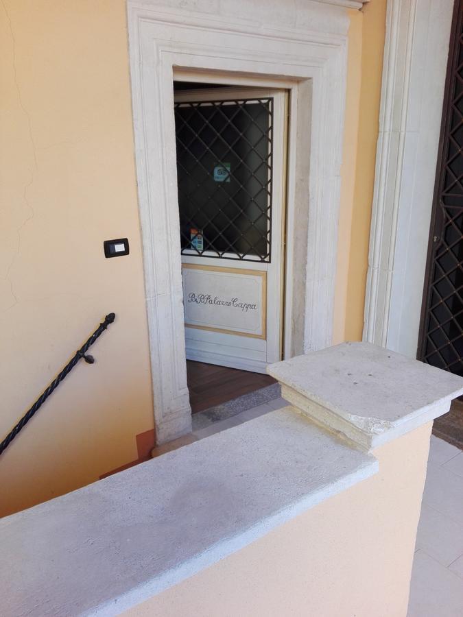 B&B Palazzo Cappa Λ' Άκουιλα Εξωτερικό φωτογραφία