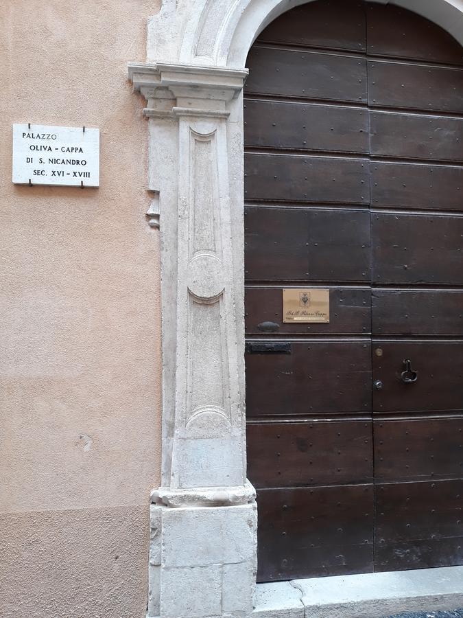 B&B Palazzo Cappa Λ' Άκουιλα Εξωτερικό φωτογραφία